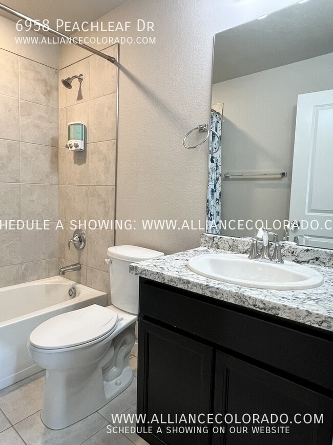 Building Photo - 6958 Peachleaf Dr