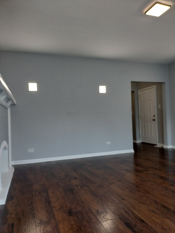 Building Photo - 2525 E 72nd Pl