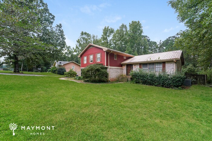 Building Photo - 2069 Christian Cir SE