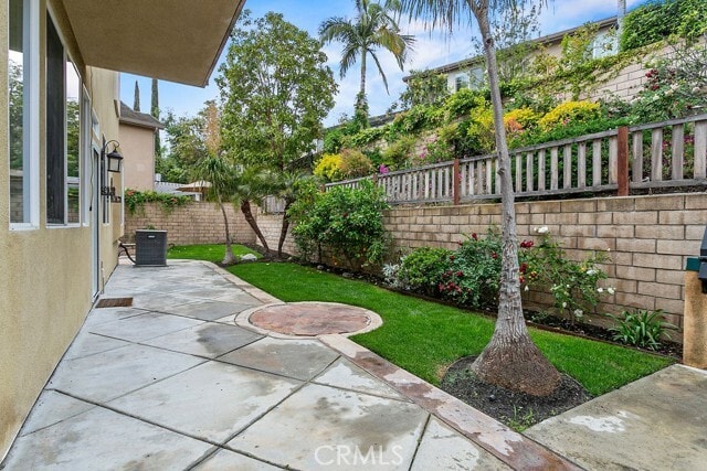 Building Photo - 27901 Glenfield Cir