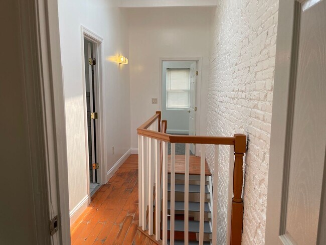 Building Photo - Charming 2-Bedroom, 1.5-Bathroom Brick Townhouse in Pigtown