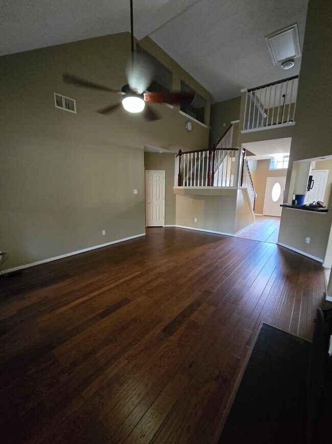 Building Photo - 9519 Willow Lodge Ct