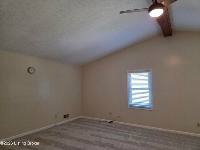 Building Photo - 4204 Holly Tree Dr