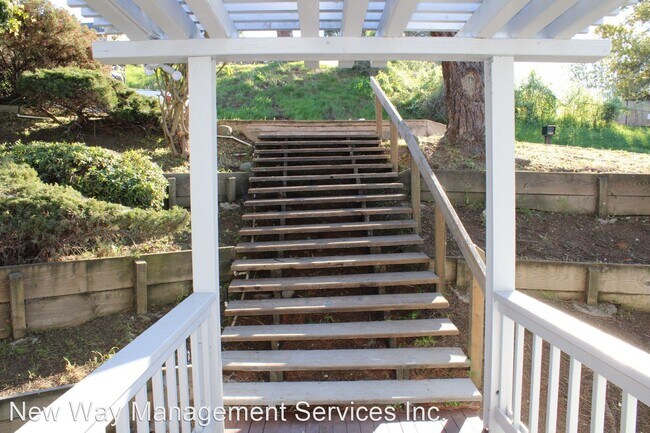 Building Photo - 3 br, 3 bath House - 1154 Belmont Ave