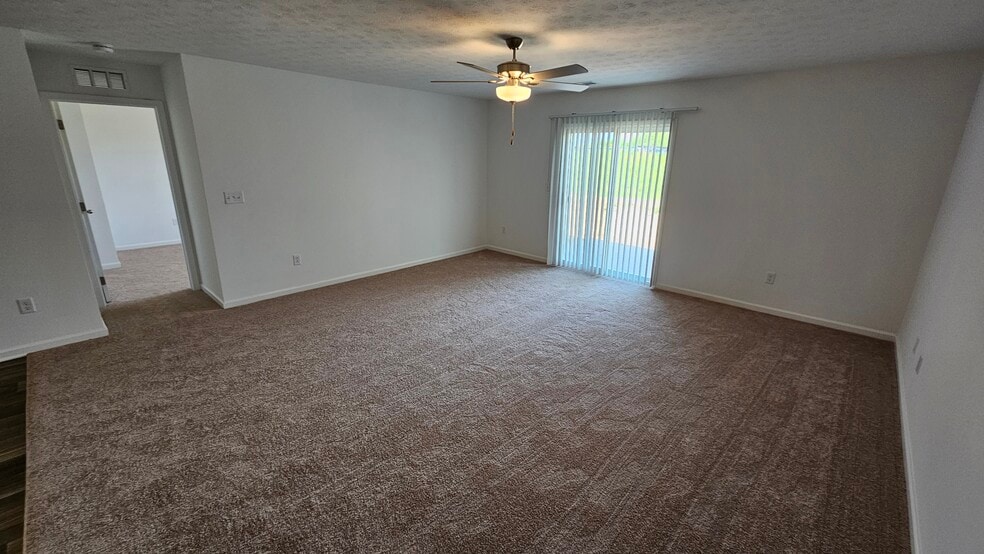 Great Room - 4209 Tingle Dr