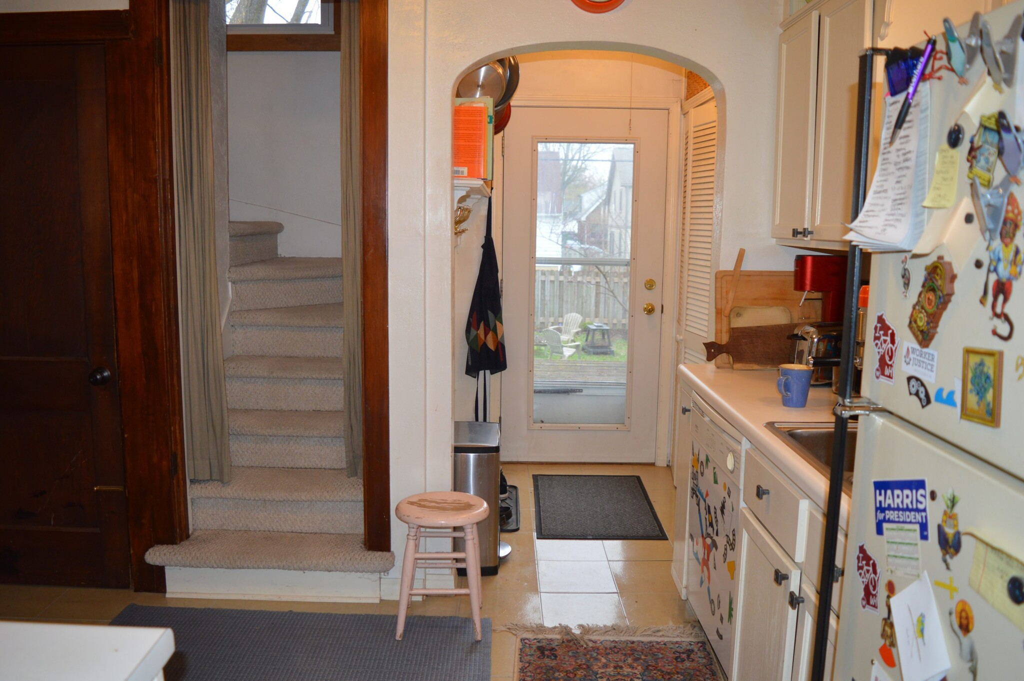Building Photo - 2630 Hoard St