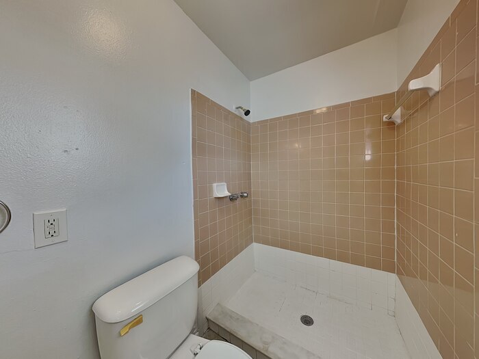 Building Photo - 2779 Frazier St