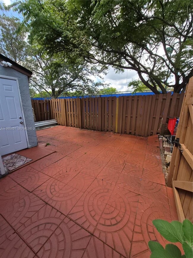 Building Photo - 15421 SW 81st Cir Ln