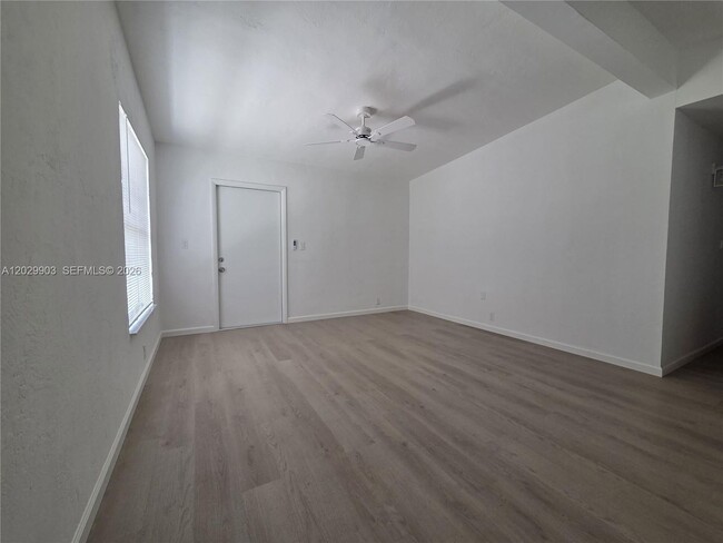 Building Photo - 3470 Frow Ave