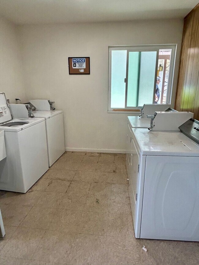 Building Photo - 14205-14211 Doolittle Dr.