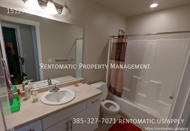 Building Photo - 15127 Peace Dr