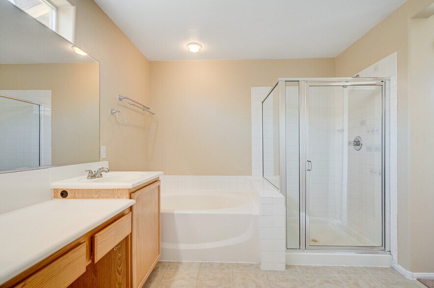 Building Photo - 10294 Keystone Pastures St