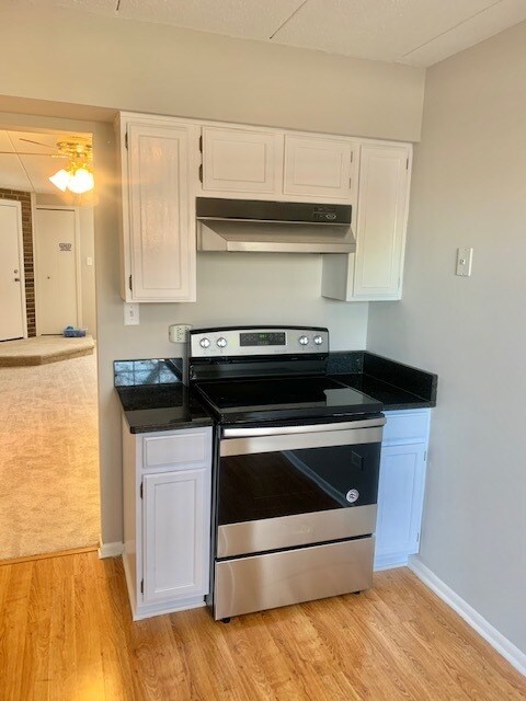 Building Photo - 1508 W Jefferson Ave