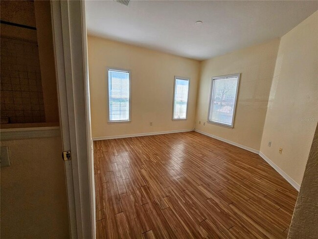 Building Photo - 3621 Conroy Rd