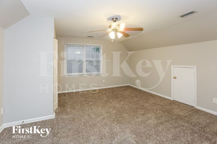 Building Photo - 4801 Brownes Ferry Rd