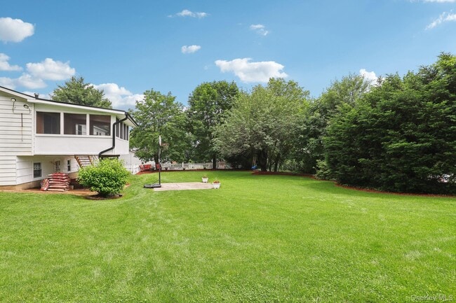 Building Photo - 118 Standish Dr