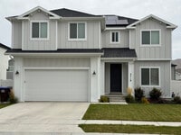 Building Photo - 3718 N Browning St