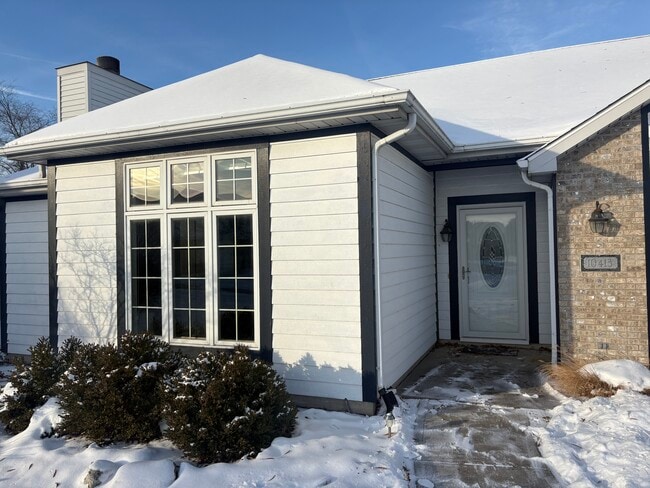 Building Photo - 10413 Kentfield Pl