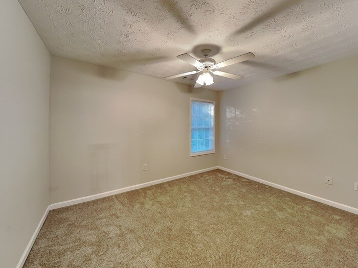 Building Photo - 9154 Jefferson Village Dr SW