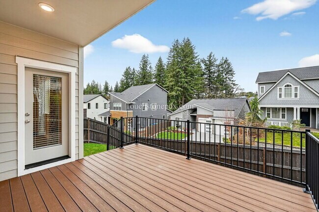 Building Photo - 11333 SE Courteous Ct