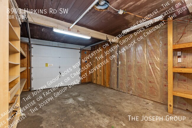 Building Photo - 8903 Hipkins Rd SW