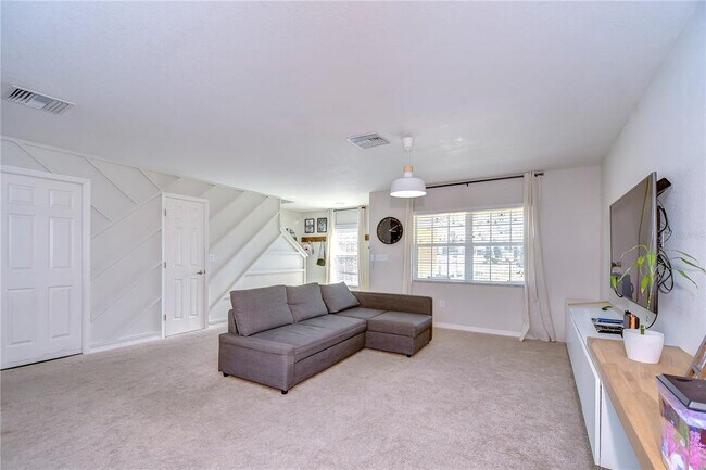 Building Photo - 5005 Chipotle Ln