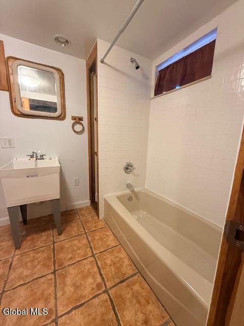 Building Photo - 226 N Greenbush Rd