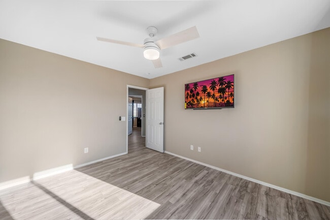 Building Photo - 79910 Camden Dr