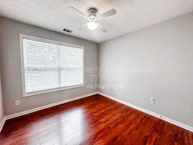 Building Photo - 19 Pearl Chambers Dr