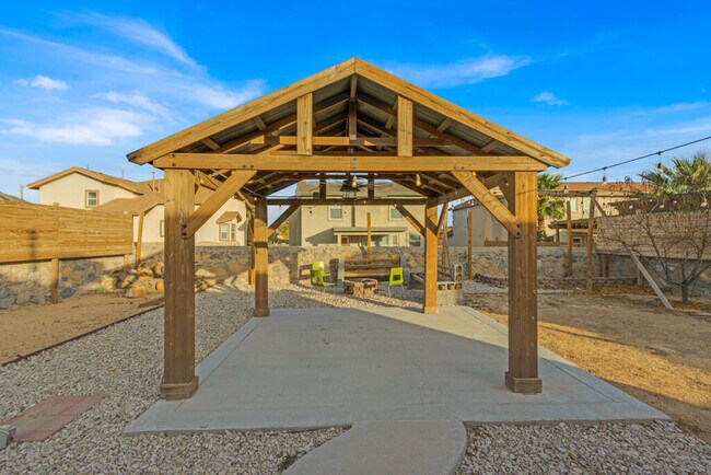 Building Photo - 440 Goldshire Pl