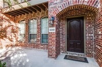 Building Photo - 4240 Comanche Dr