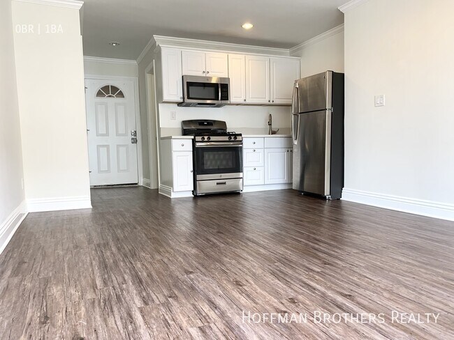 Building Photo - 101 Normandie Ave