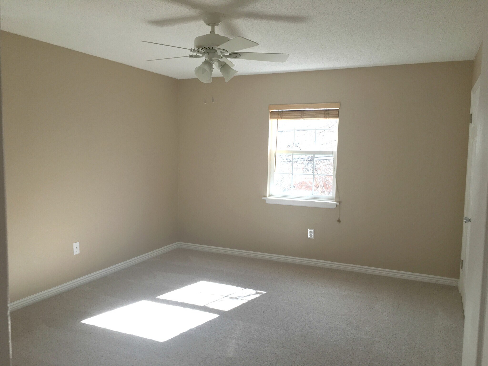 Building Photo - 3300 Madison Ave