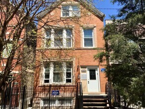 Building Photo - 2222 W Belden Ave