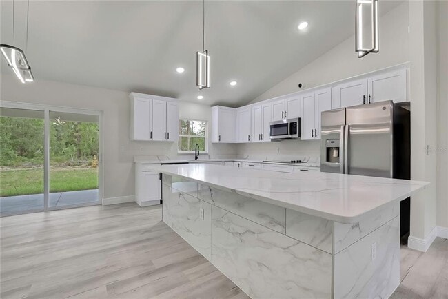 Building Photo - 3261 W Viking Ln