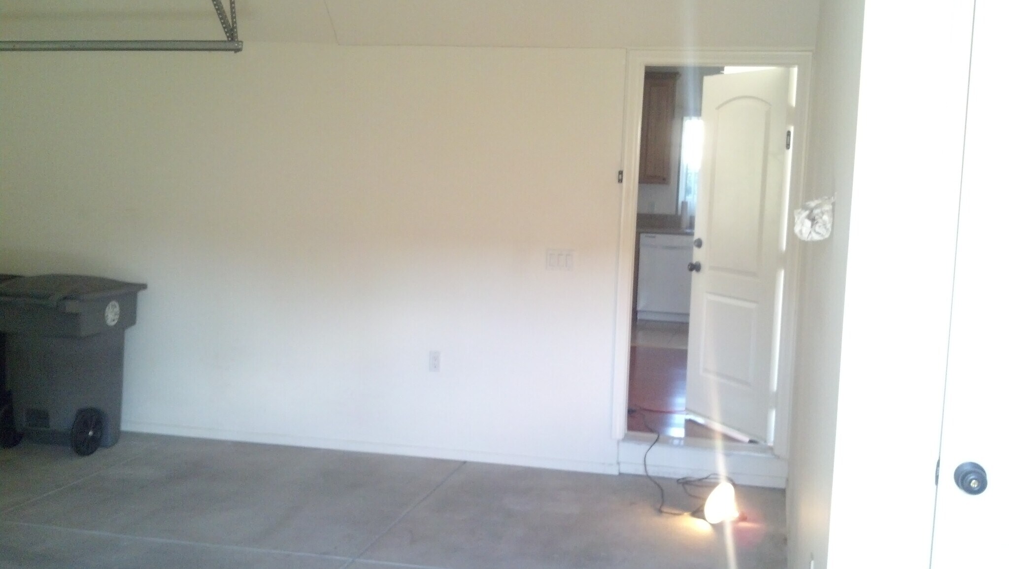 Building Photo - 2040 Glenwood Rd