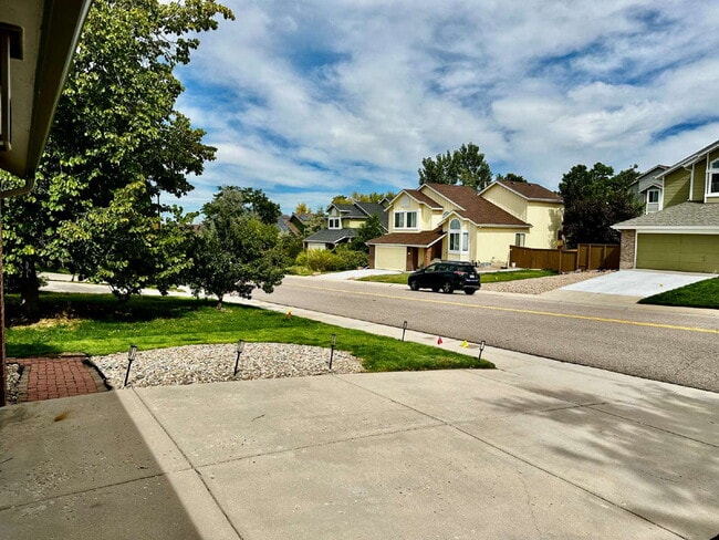 Building Photo - "Charming 3-Bed Highlands Ranch Home with ...