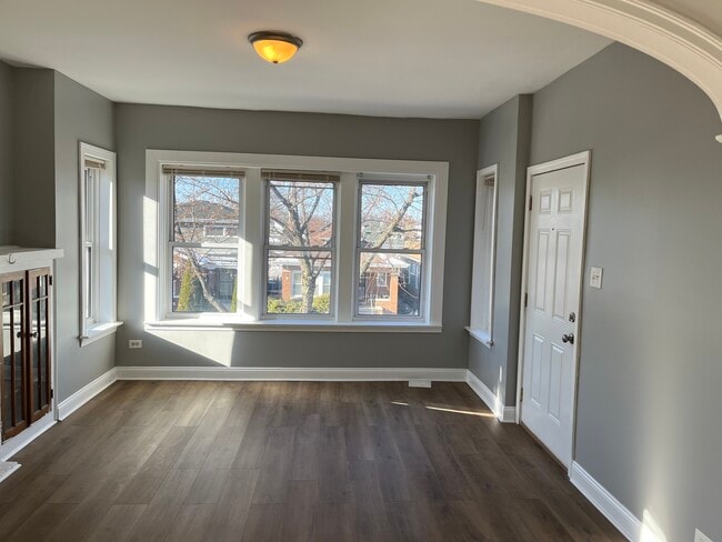 Building Photo - 1451 N Massasoit Ave