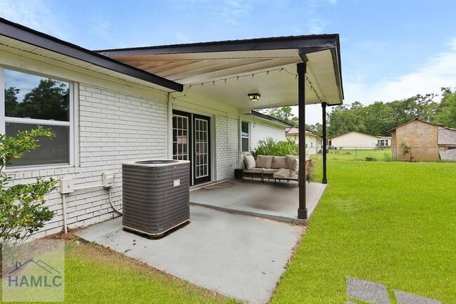 Building Photo - 1106 Ricade Dr