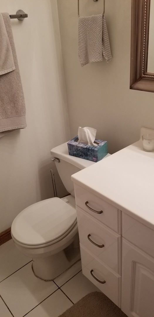 Building Photo - 1534 W George St