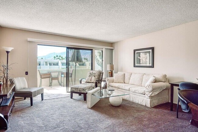 Building Photo - 1655 E Palm Canyon Dr