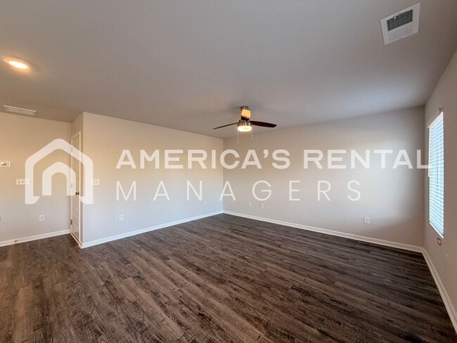 Building Photo - Spacious Two-Story Townhome with Open Layout!