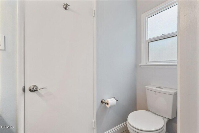 Building Photo - 2701 Jolley Dr