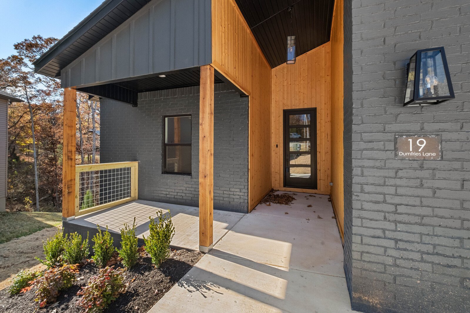 Building Photo - 19 Dumfries Dr