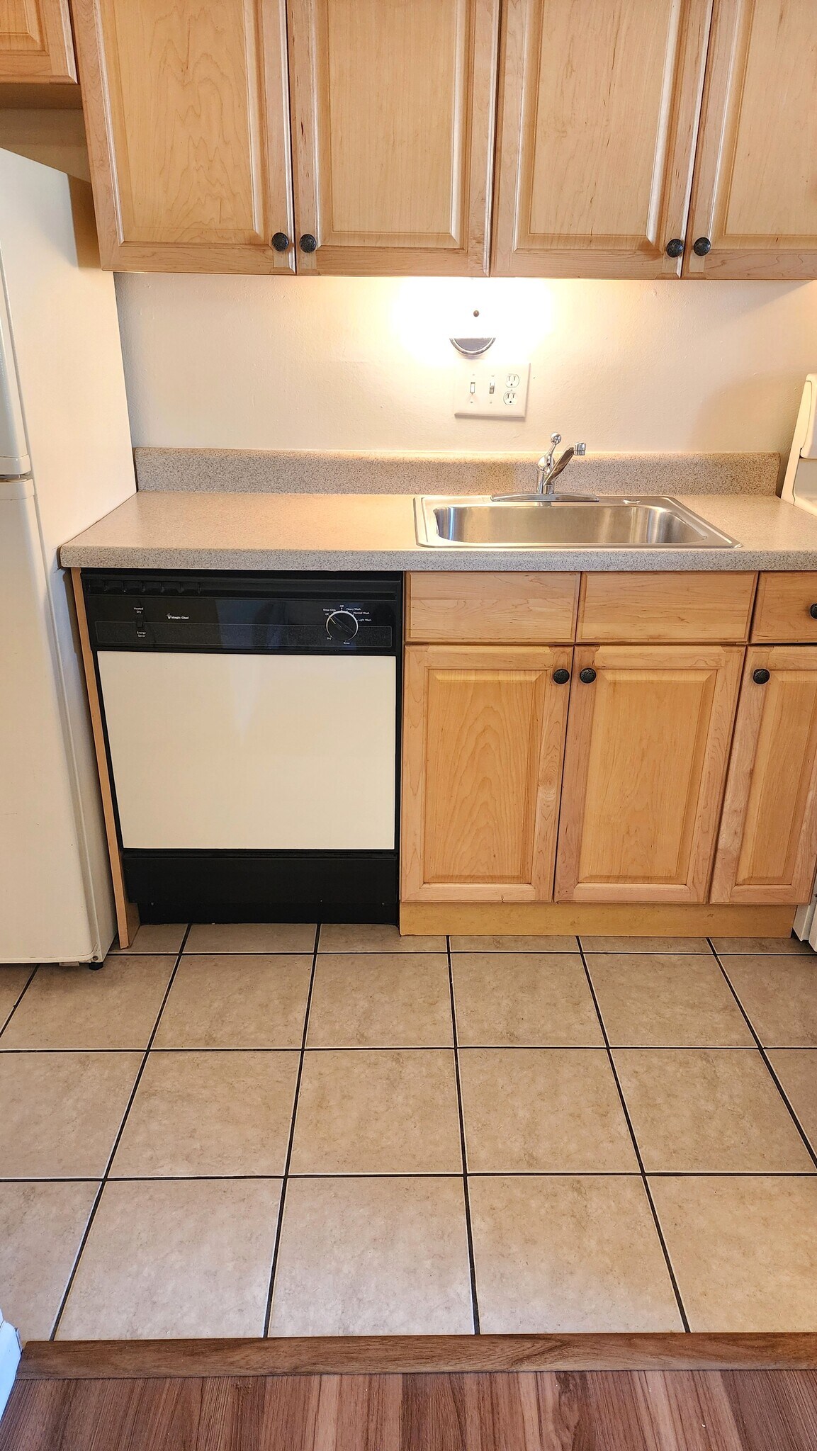 Building Photo - 918 S Logan St