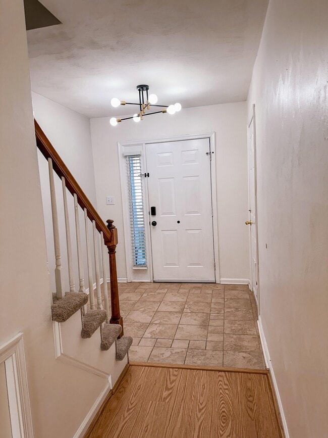 Building Photo - 5331 Pandoria Ave