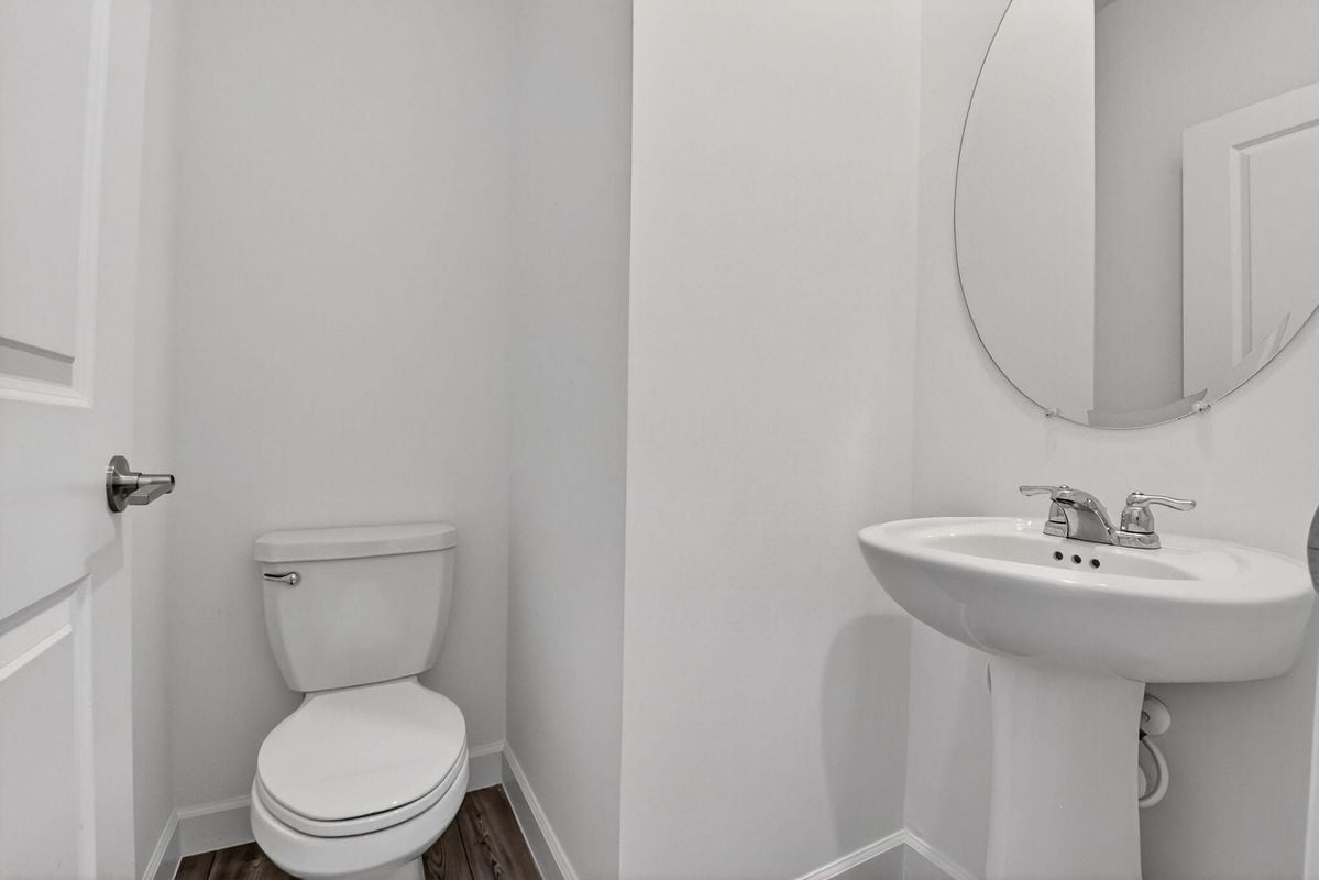 Building Photo - 4645 Meyerson Pl