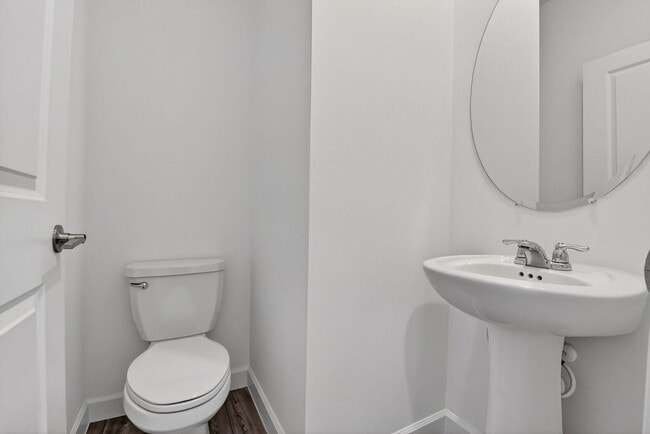 Building Photo - 4645 Meyerson Pl