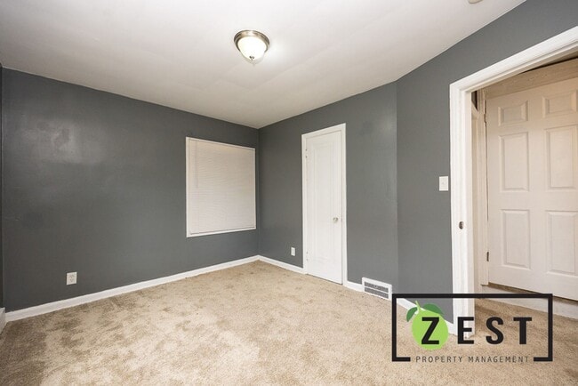 Building Photo - Beautiful 3 bedroom 1 Bath