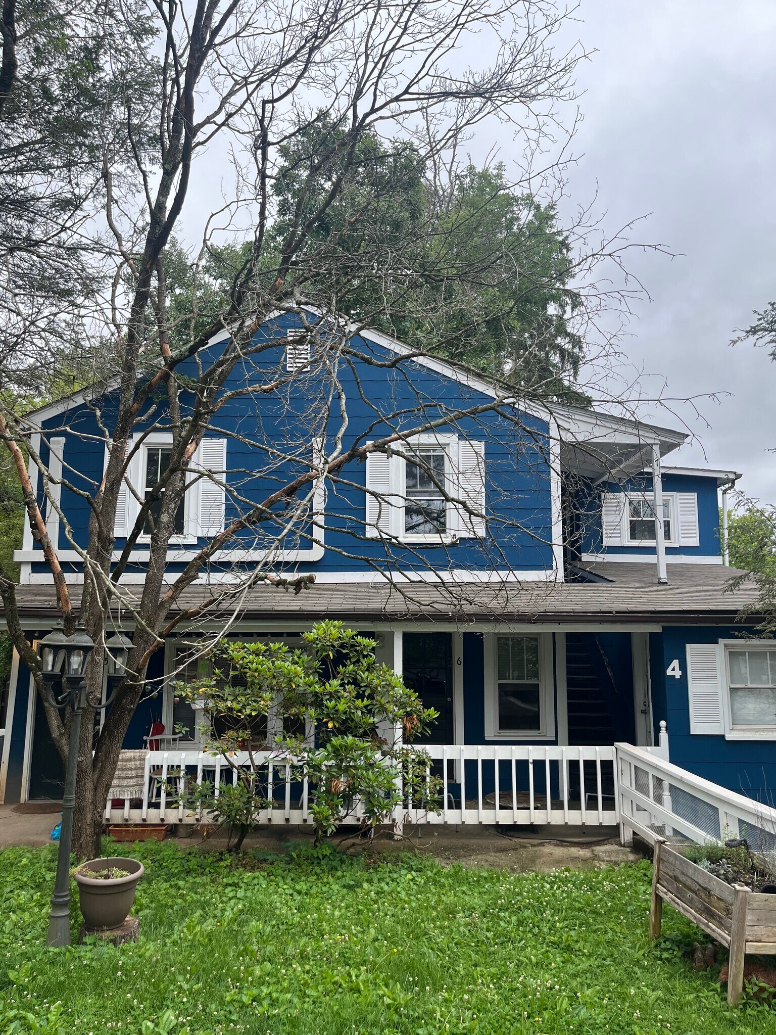 Outside View - 4 Farrwood Ave